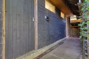 Outbuildings/Workshops- click for photo gallery